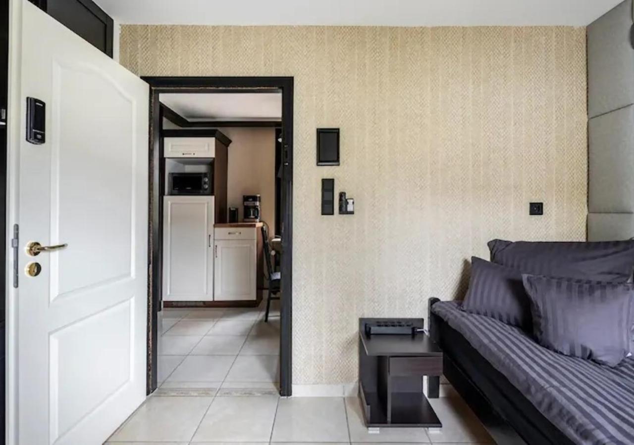 Miet-Kamp Ruhig, Zentral, Nahe Messe, Ausgefallenes Design 2 Schlafzimmer Берлин Экстерьер фото